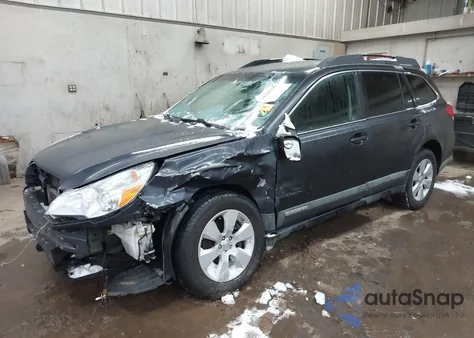 2010 Subaru Outback 2.5I Limited z USA, uszkodzony, nr VIN 4S4BRBJCXA3340481